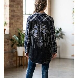 Kyla Seo Plaid Button Down Shirt Velvet Floral Embroidered Back Navy White Med